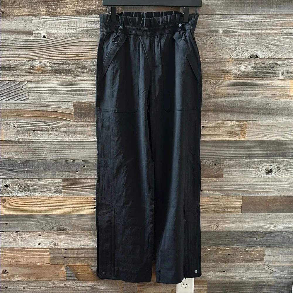 NWOT Athleta Trekkie High Rise Parachute Pant Size 2 - Picture 3 of 10
